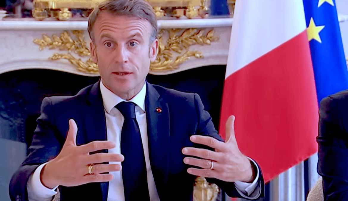 Emmanuel Macron promet des choix décisifs pour l'Europe