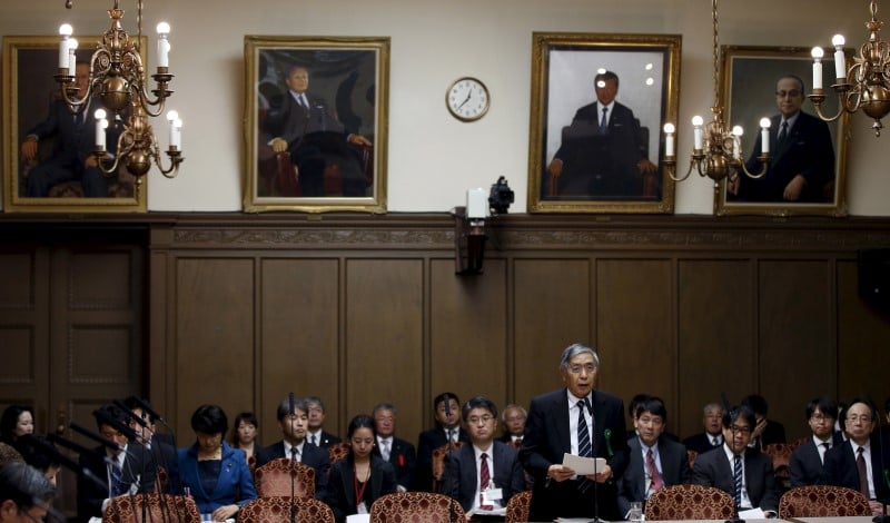 Les taux negatifs ne font pas l'unanimite a la banque du japon