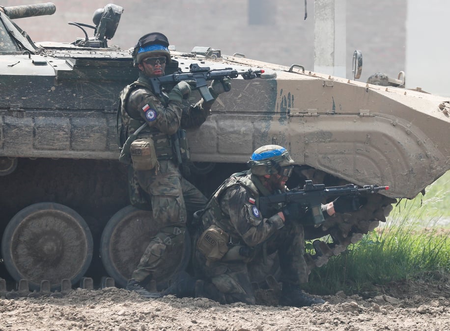 Accusations reciproques de tirs d'artillerie dans l'est de l'ukraine