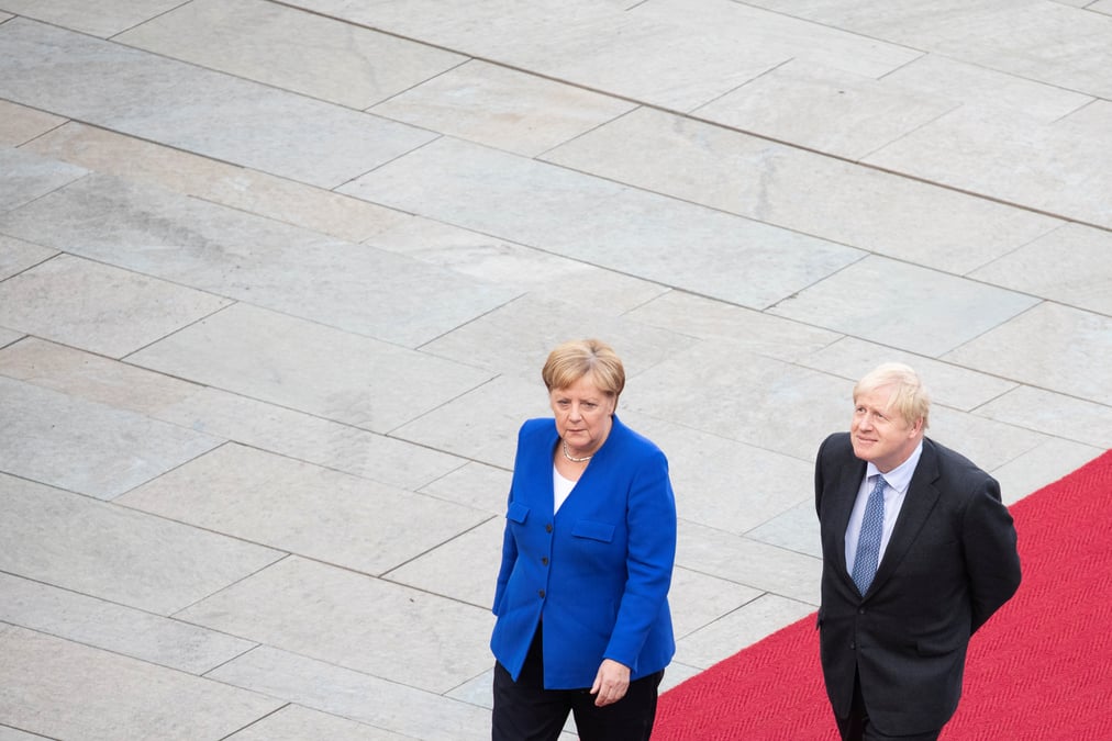 Un accord de brexit, oui, mais sans filet, redit johnson a merkel