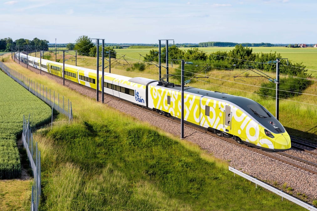 Le Train a signé un partenariat avec Talgo pour du matériel roulant neuf et poursuit ses discussions pour l'acquisition de matériel d'occasion.