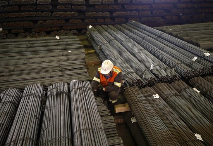 Arcelormittal, plus forte hausse du cac 40 a mi-seance
