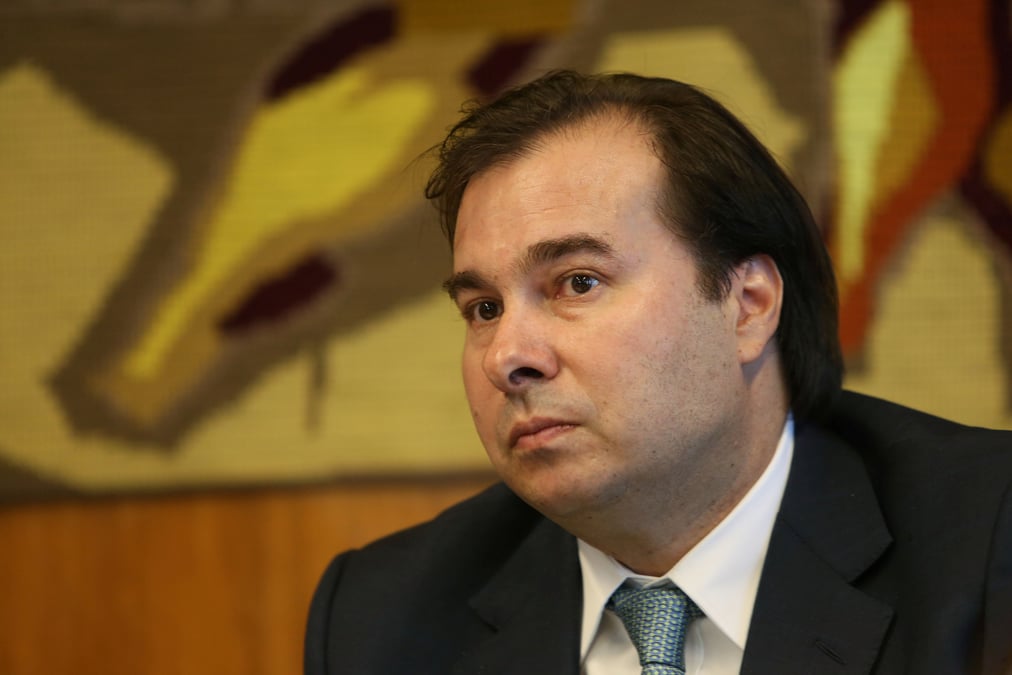 Rodrigo maia reelu a la tete de la chambre basse au bresil