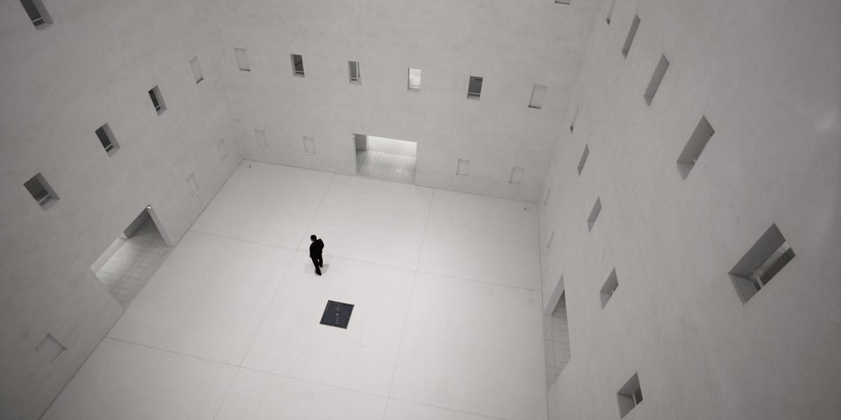 Photo d'illustration. Pour accepter le saut dans une part d'inconnu, mieux vaut ne pas considérer la décision comme irréversible.