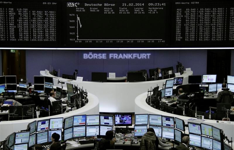 Les Bourses européennes ouvrent sur une note hésitante