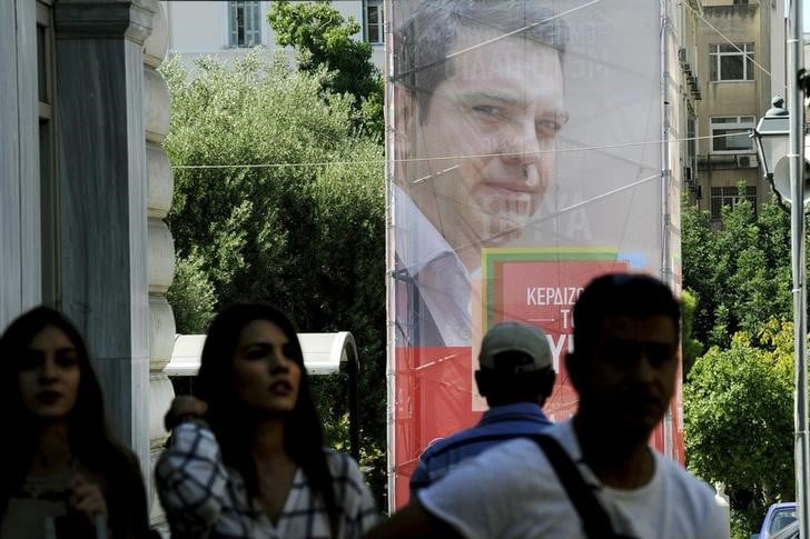 Syriza devance de peu la droite dans trois sondages avant les legislatives en grece