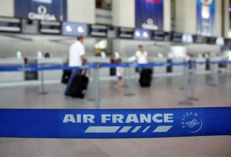 Preavis de greve des personnels navigants d'air france le 27 juillet