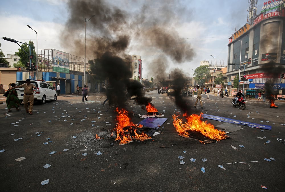 Inde: des manifestations a l'appel des intouchables tournent a la violence