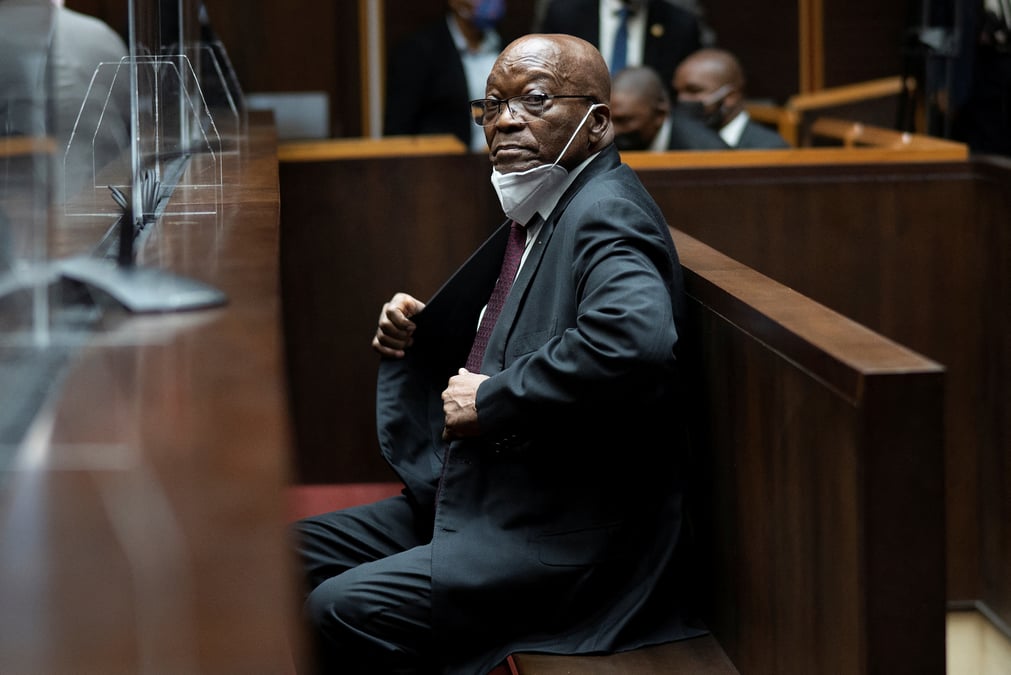 Afrique du sud : la cour constitutionnelle annule la liberte conditionnelle de zuma