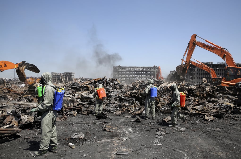 Une douzaine d'arrestations dans l'enquete sur les explosions de tianjin