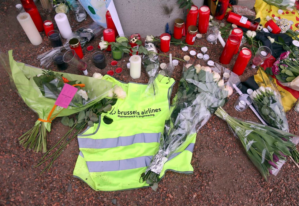 Un mort et 12 blesses francais dans les attentats de bruxelles