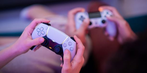 Le japonais Sony a ouvert le bal en annonçant une augmentation de 50 dollars sur le prix de ses consoles PlayStation 5 aux États-Unis. (Photo d'illustration.)