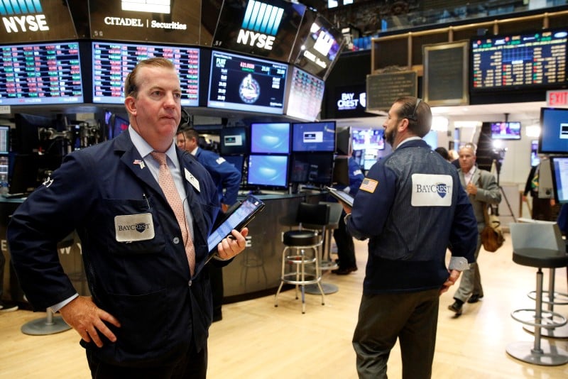 Wall street cloture en ordre disperse