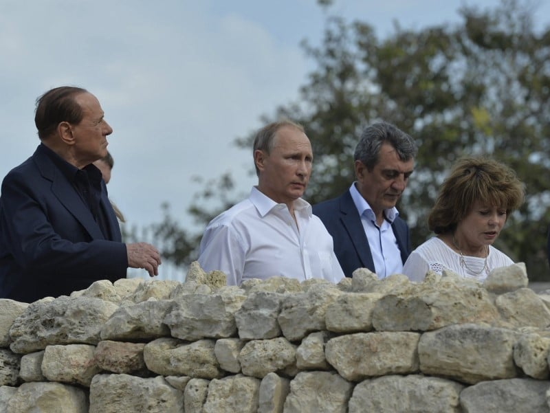 Vladimir poutine estime que la treve est respectee dans l'est de l'ukraine