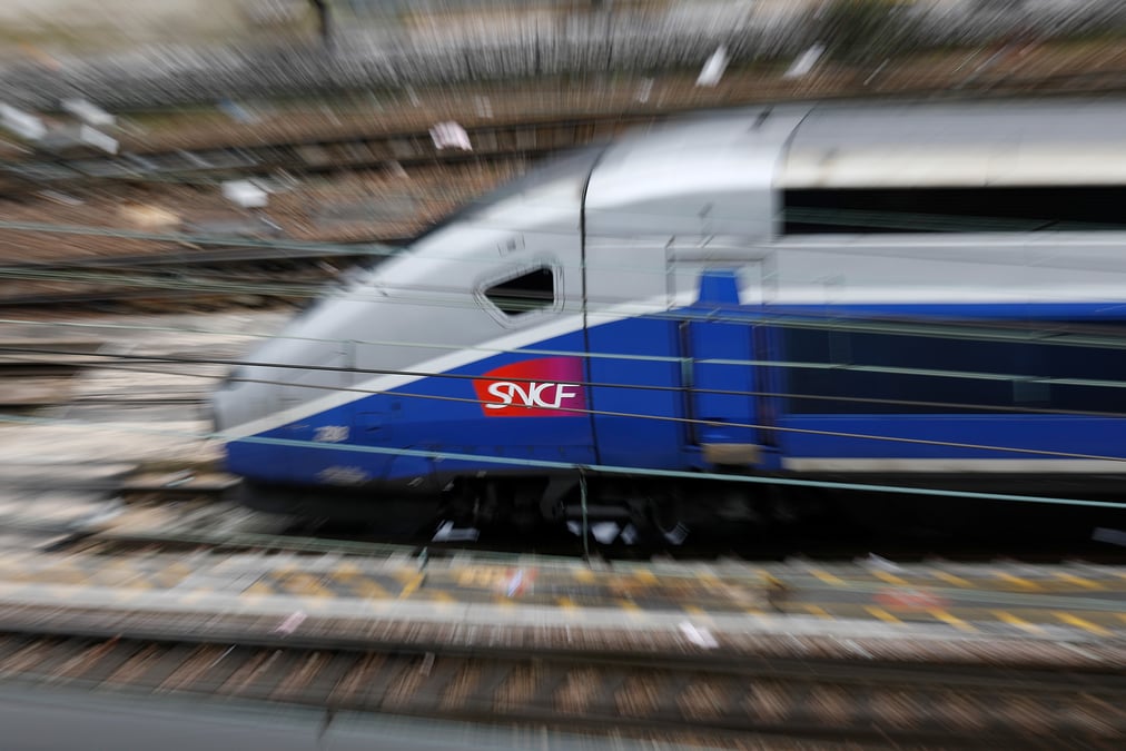 Philippe ne veut pas d'un bras de fer mais est "determine" sur la sncf