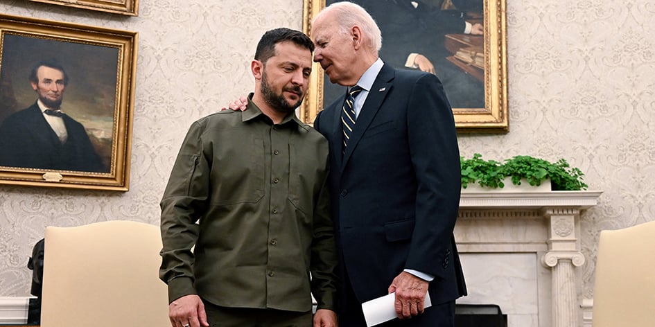 Le président américain Joe Biden rencontre le président ukrainien Volodymyr Zelensky dans le bureau ovale de la Maison Blanche à Washington, DC, le 21 septembre 2023.