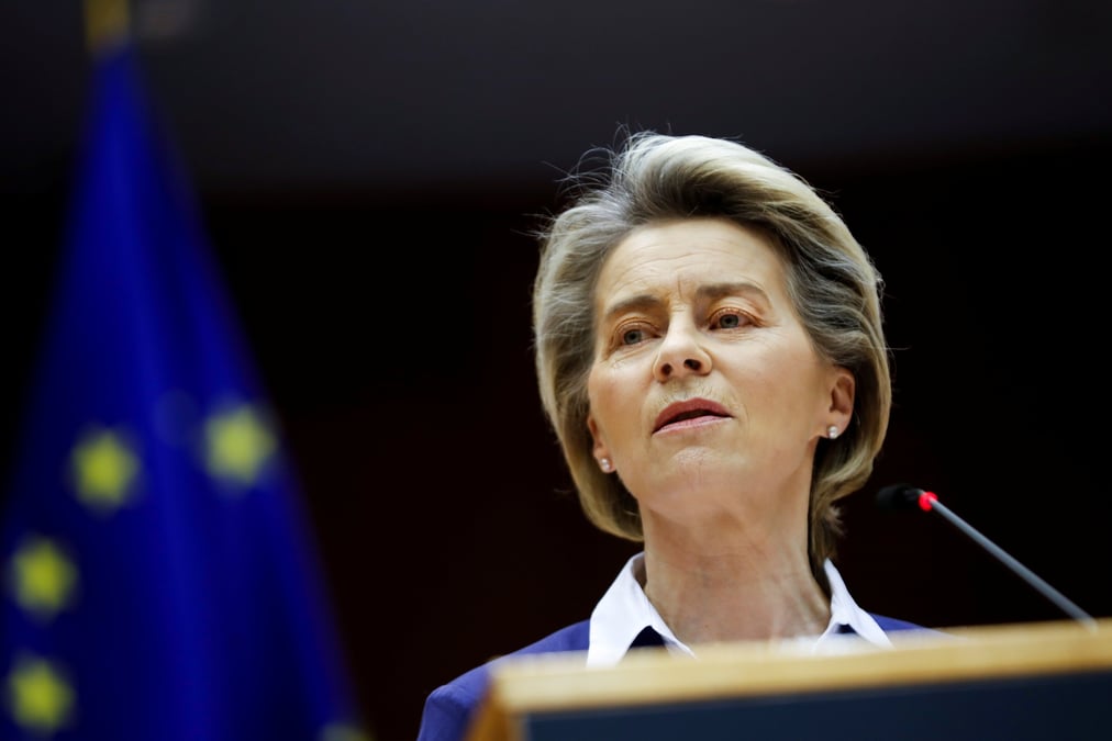 La presidente de la commission europeenne ursula von der leyen sur twitter