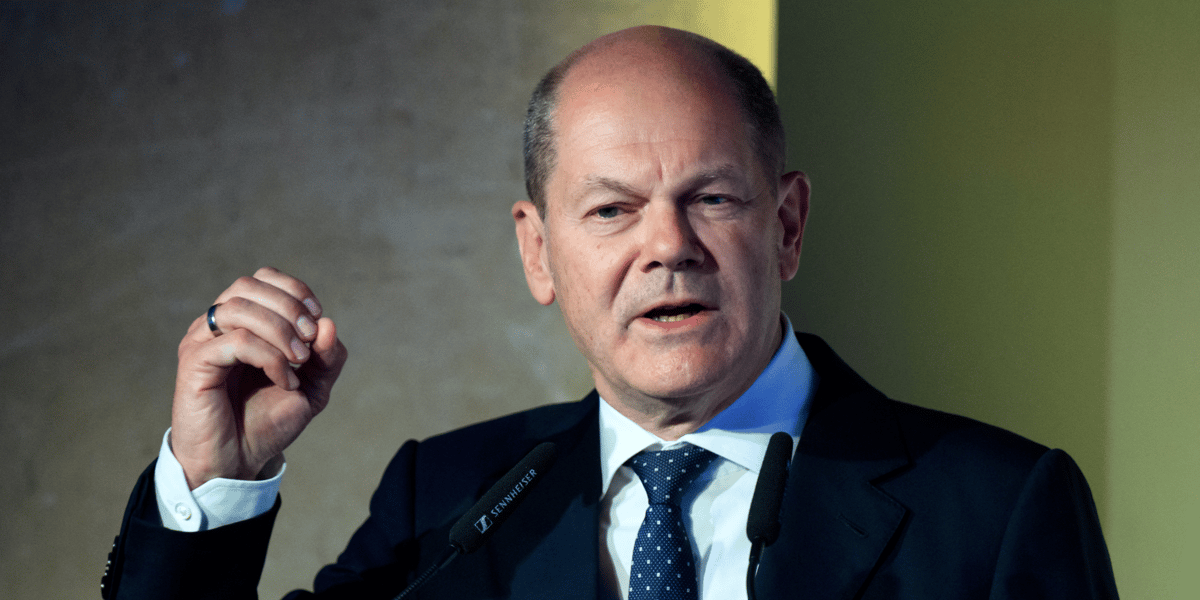 Le chancelier allemand olaf scholz assiste a la ceremonie du prix m100 media award 2022