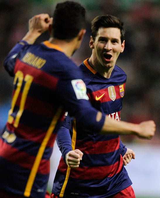 Le barca s'echappe apres une soiree record pour messi