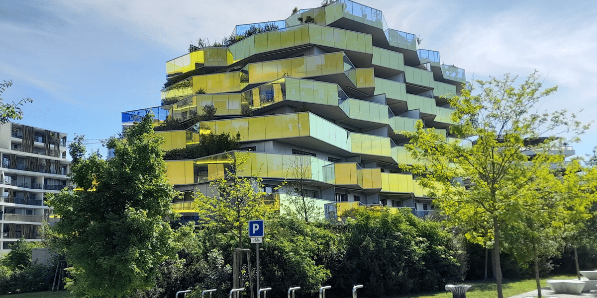Sur la seule ville de Montpellier, la durée de commercialisation d'un logement neuf est montée à 21,9 mois au premier semestre 2024, "signe d'un marché à l'arrêt", s'inquiètent les promoteurs immobiliers.