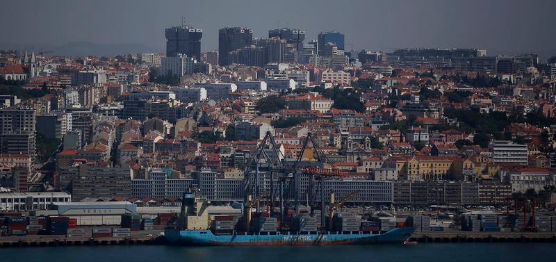 Plusieurs mesures du plan d'austérité annulées au Portugal