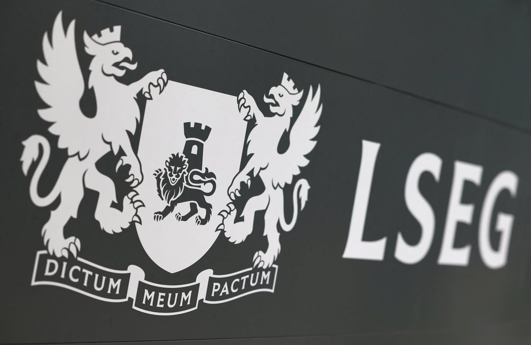 Le logo du london stock exchange group a l'exterieur de ses locaux a canary wharf