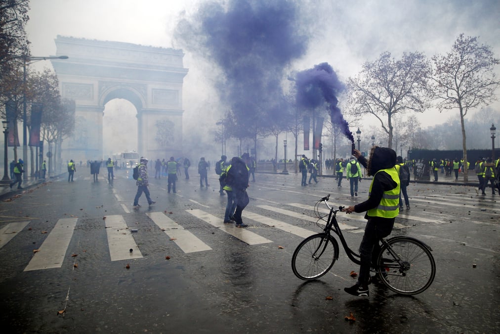 Gilets jaunes: comparutions a la chaine au tribunal de paris