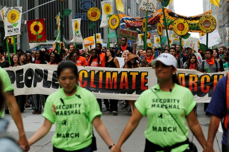 Manifestations dans le monde entier contre le changement climatique