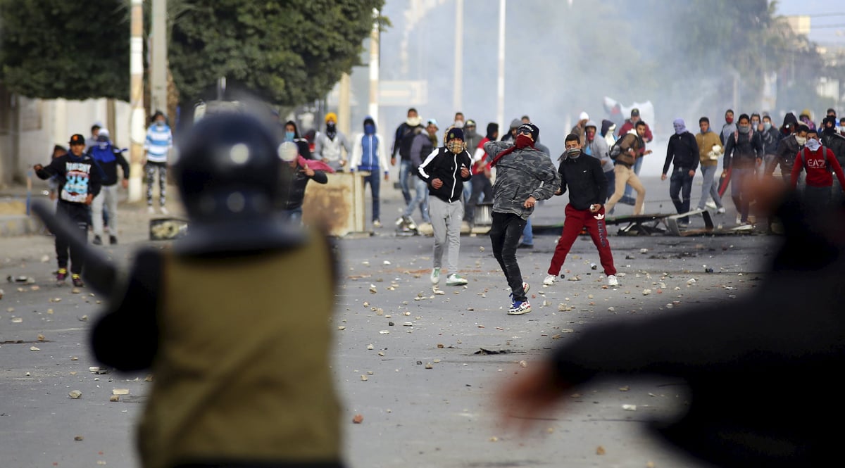 Les manifestations de sans-emploi se poursuivent en tunisie