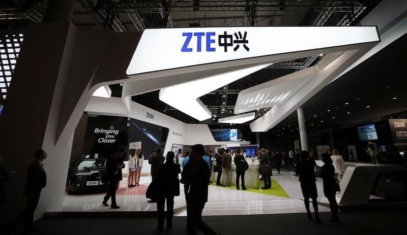 Zte presente deux nouveaux smartphones a barcelone