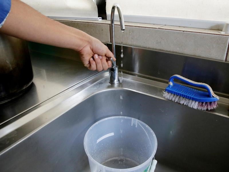 Le gouvernement veut une gestion plus econome de l'eau