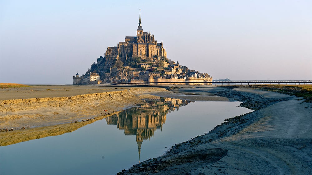 Il y a dix ans, le Mont-Saint-Michel entamait des travaux pour devenir une île à nouveau.