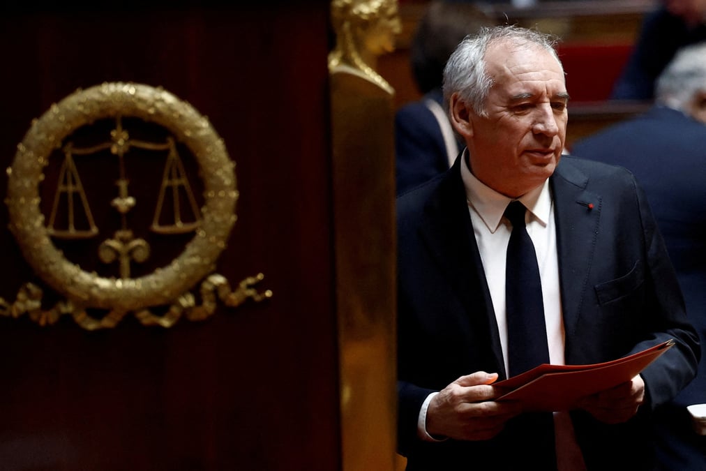 François Bayrou fera usage de l'article 49 alinéa 3 de la Constitution pour la première fois ce lundi.