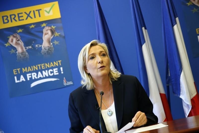 Marine le pen prone plus que jamais un "frexit"