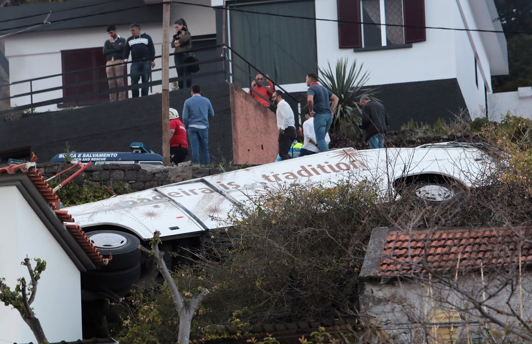 Au moins 29 morts dans un accident de car a madere