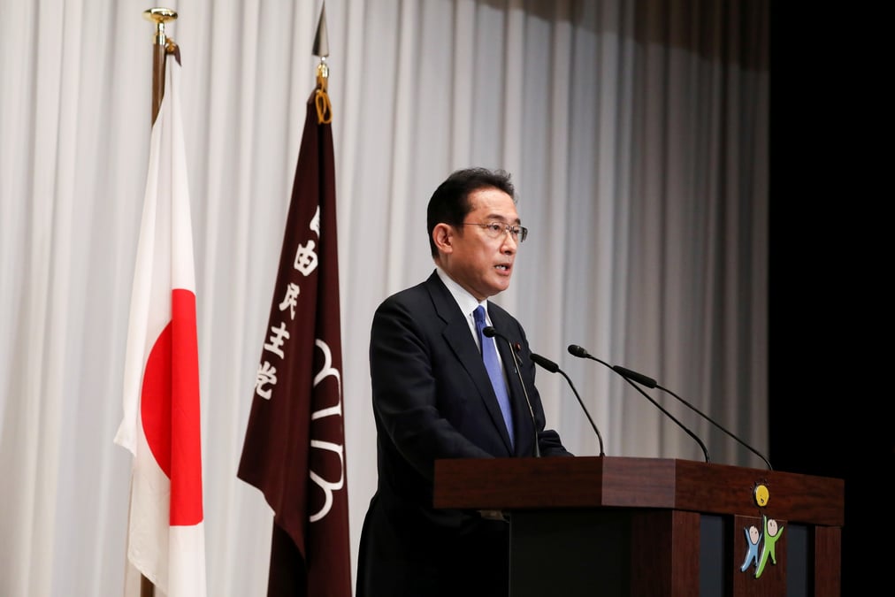 Japon: kishida, intronise comme pm, entend convoquer des legislatives le 31/10