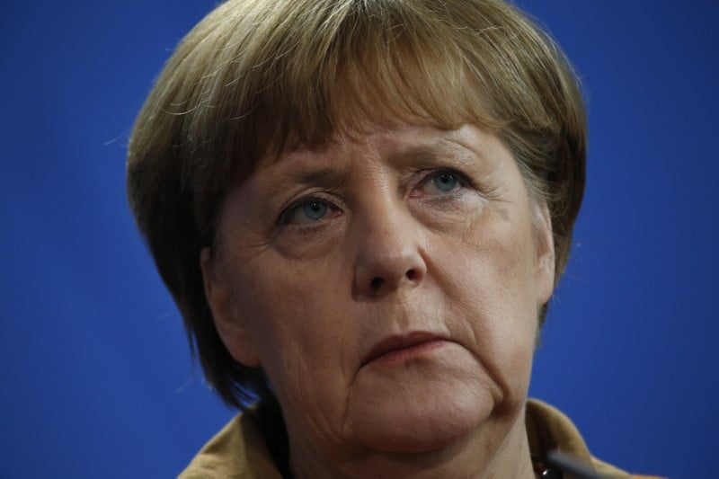 Merkel prone l'ouverture contre le populisme
