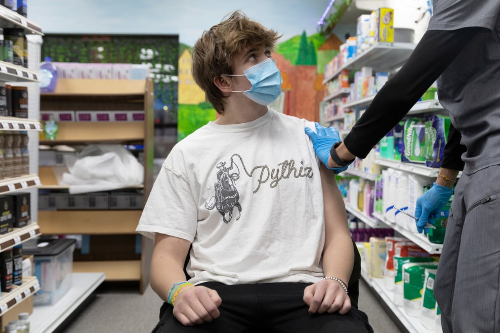 Coronavirus: les usa autorisent l'utilisation du vaccin pfizer chez les 12-15 ans