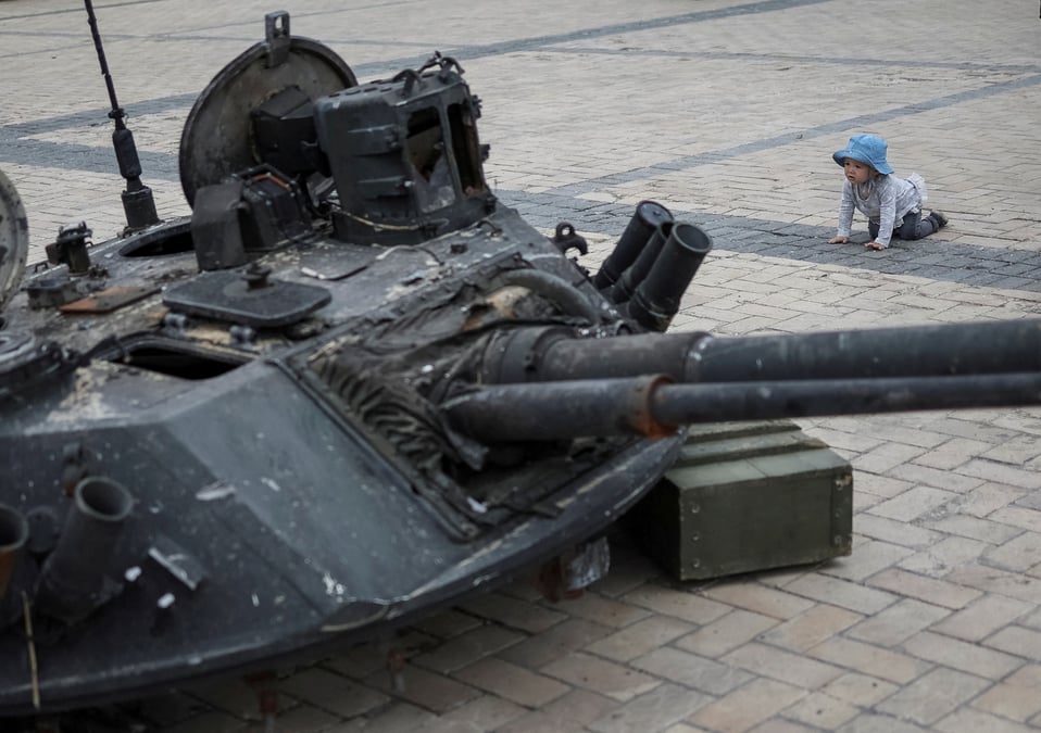 L'ukraine exclut tout cessez-le-feu, les combats s'intensifient dans le donbass
