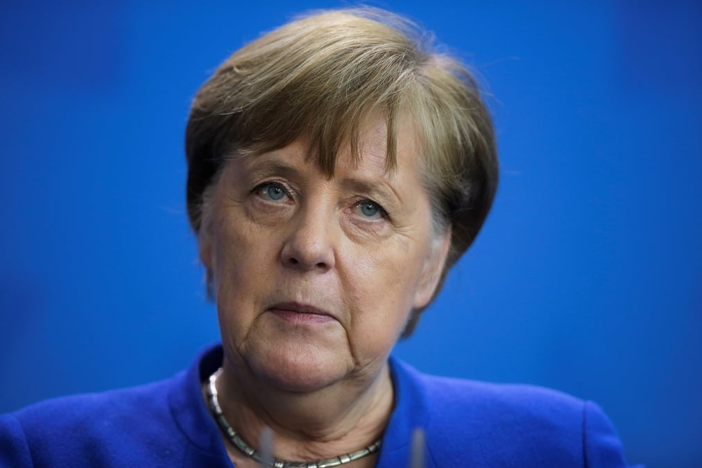 L'allemagne doit faire plus pour aider ses partenaires de l'ue, dit merkel