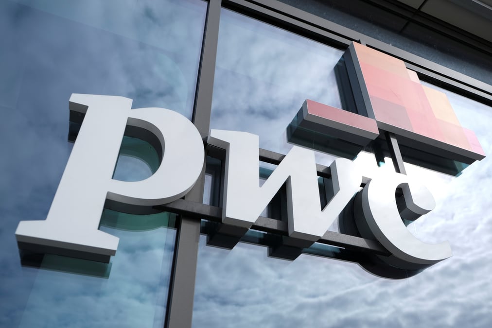 Photo d'archives du logo de pricewatershousecoopers (pwc)