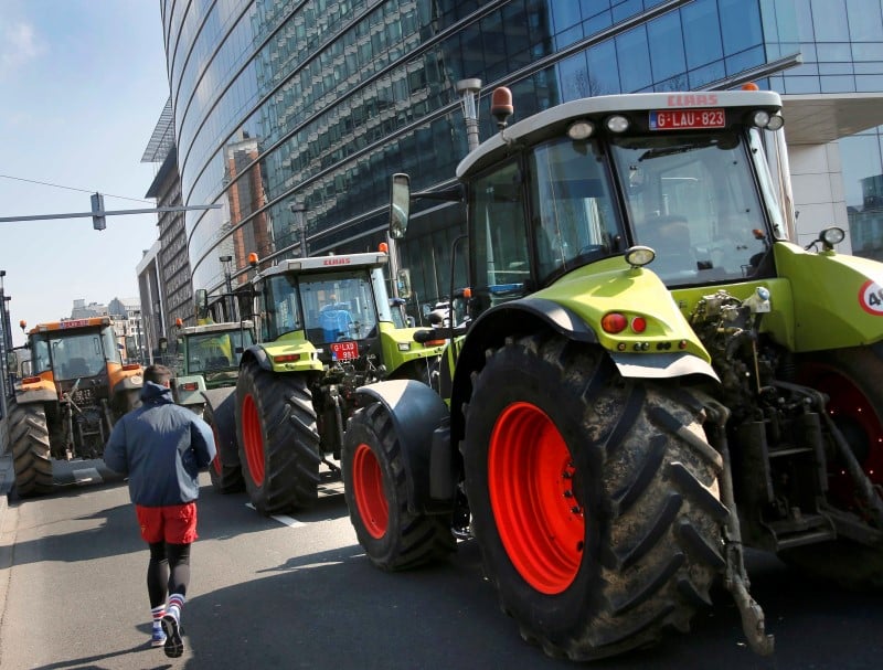 La commission europeenne prete a une regulation agricole