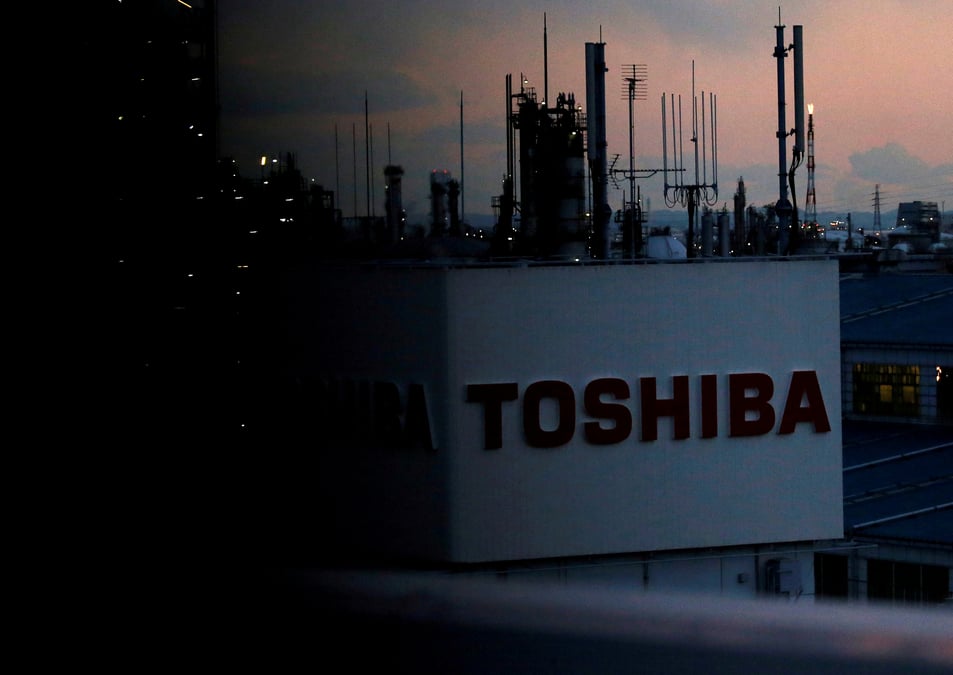 Toshiba: des titres de puces memoire en garantie de prets