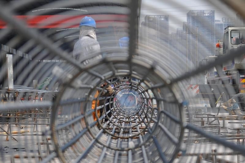 L'industrie mondiale a toujours le vent en poupe