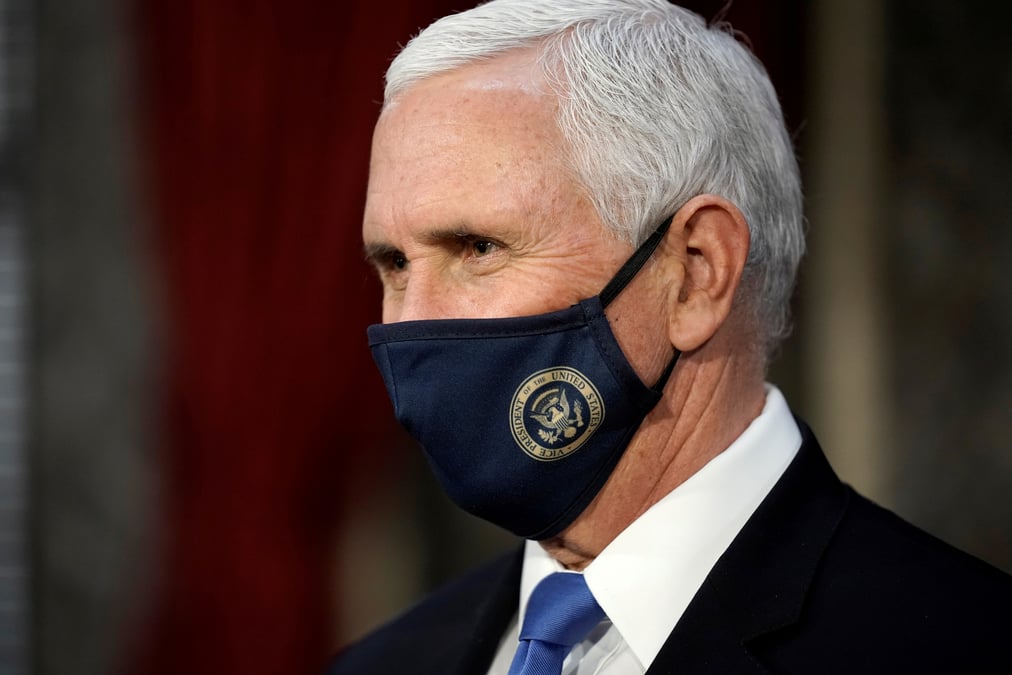 Usa 2020: pence va respecter le processus au congres malgre la pression de trump
