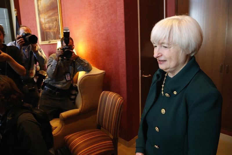 Pour Janet Yellen, la Fed doit encore soutenir la reprise