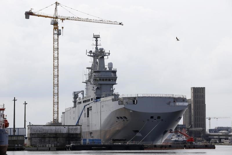 Poutine prêt à commander plus à la France si les Mistral sont livrés