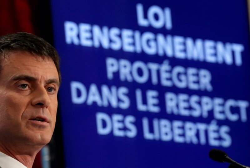 Les critiques se multiplient a la veille du vote de la loi renseignement
