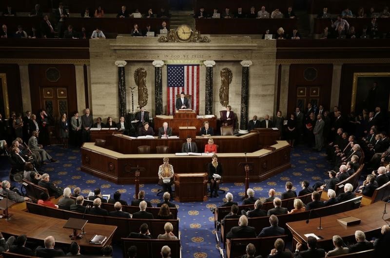 Report du vote a la chambre aux etats-unis sur la refonte de l'obamacare