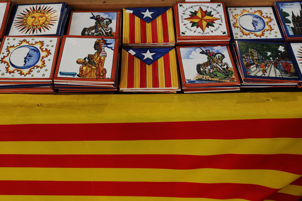 Madrid s'excuse pour les violences policieres en catalogne